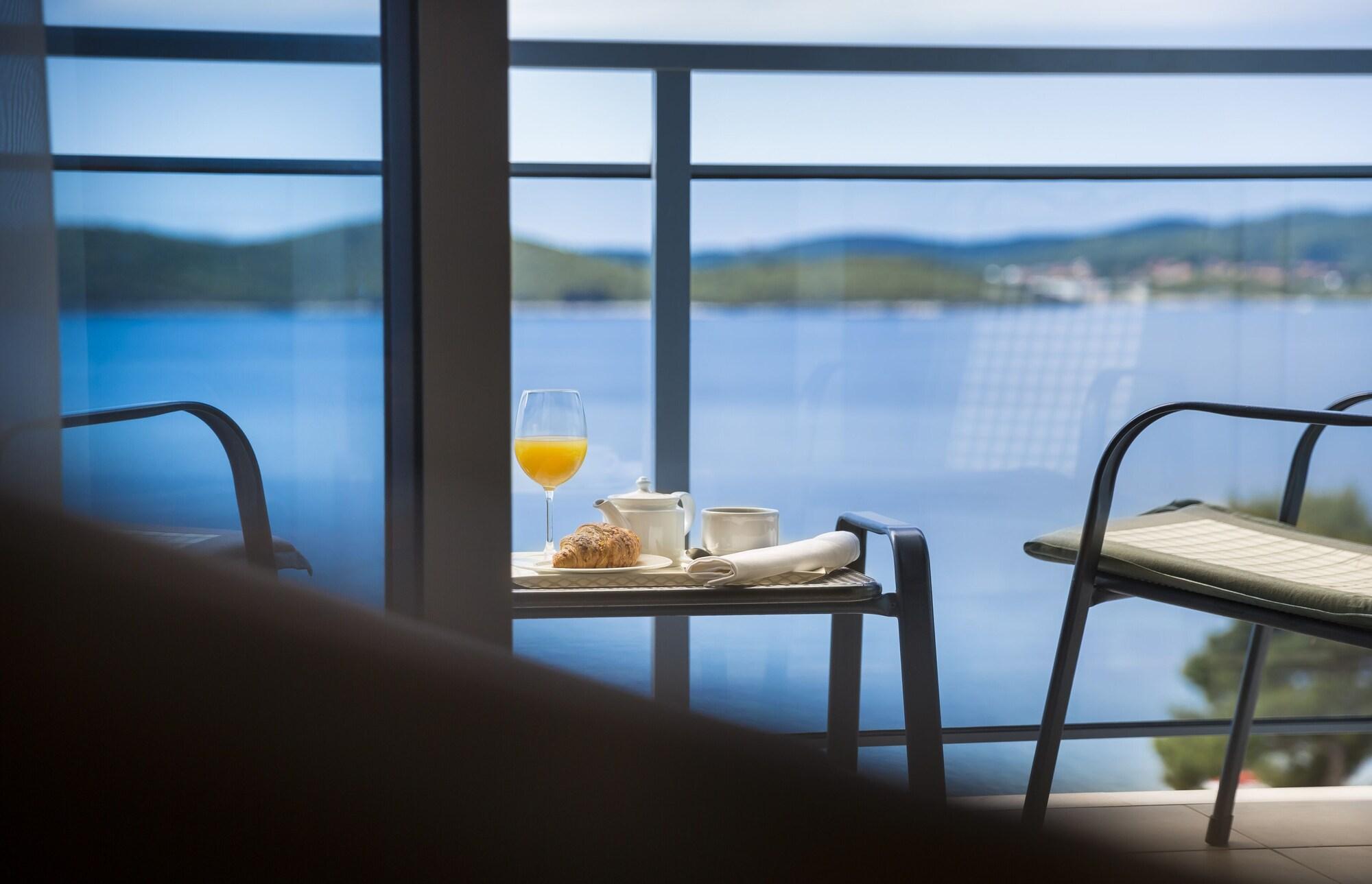 Aminess Vival Grand Azur Hotel Orebic Ngoại thất bức ảnh