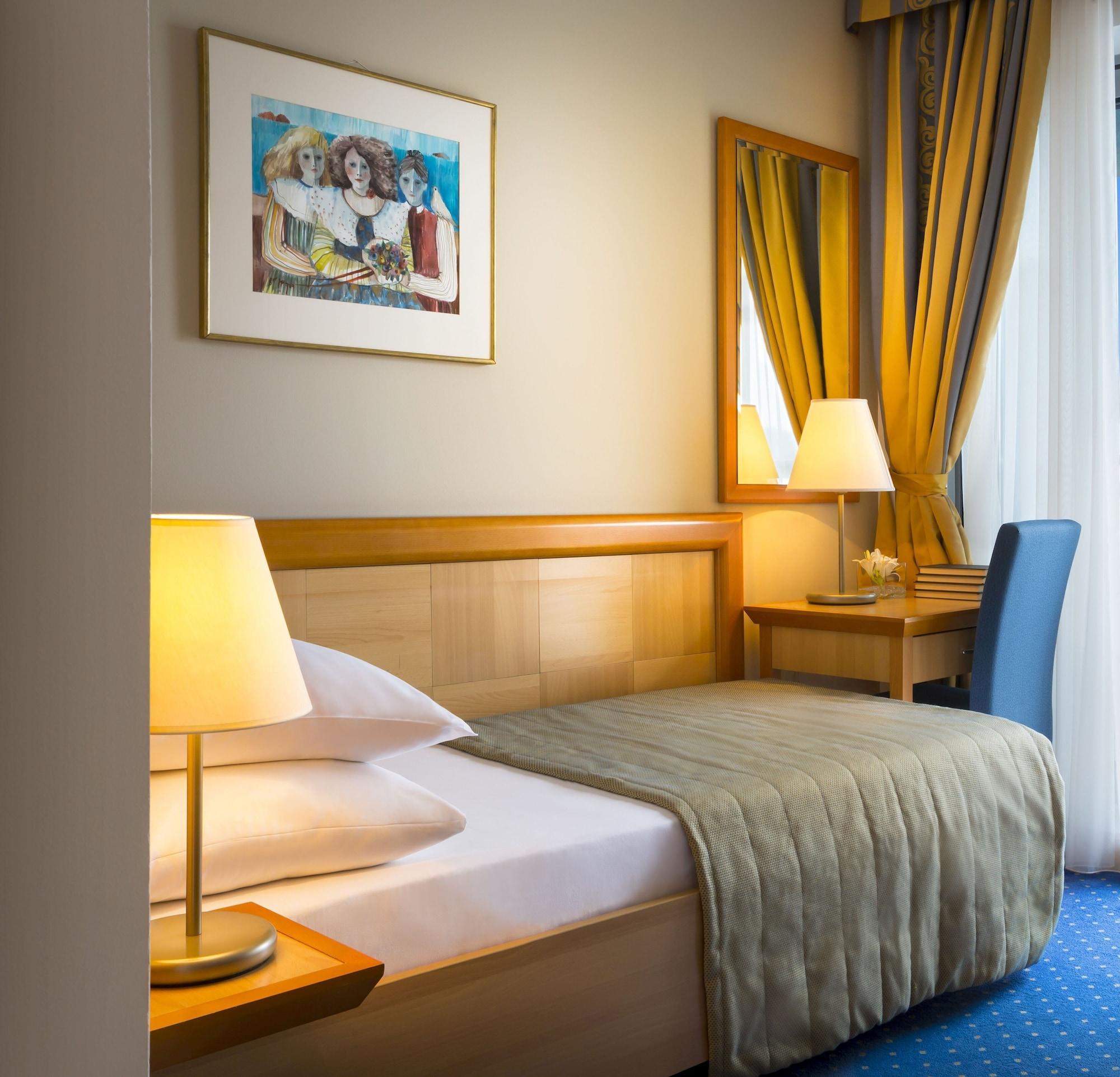 Aminess Vival Grand Azur Hotel Orebic Ngoại thất bức ảnh